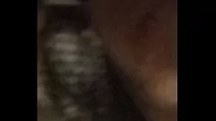 Jouer Une femme amateur n'en a jamais assez de sucer une bite et de prendre une éjaculation