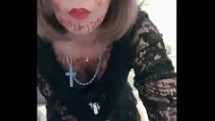 Jouer Salope milf interraciale obtient une chatte fétiche léchée dans une vidéo sauvage