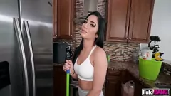 Play Jasmine Vega: Naughty Maid's X-Rated Payment Plan