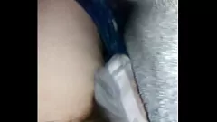 Riproduci Ragazza vergine innocente si masturba la figa arrapata e prende un sacco di sperma