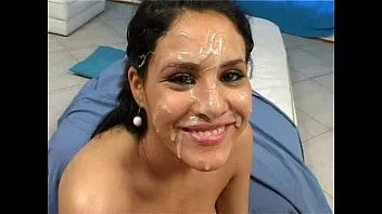Reproduzir Maia Toscani Argentina viciada em boquetes