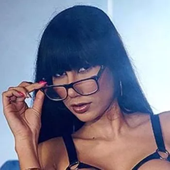 pornstar Mia Marin