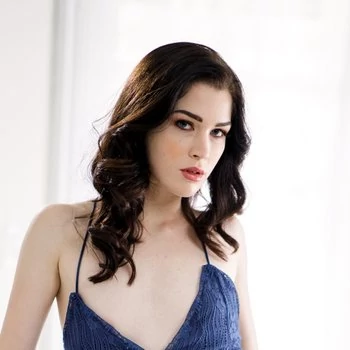 Evelyn Claire